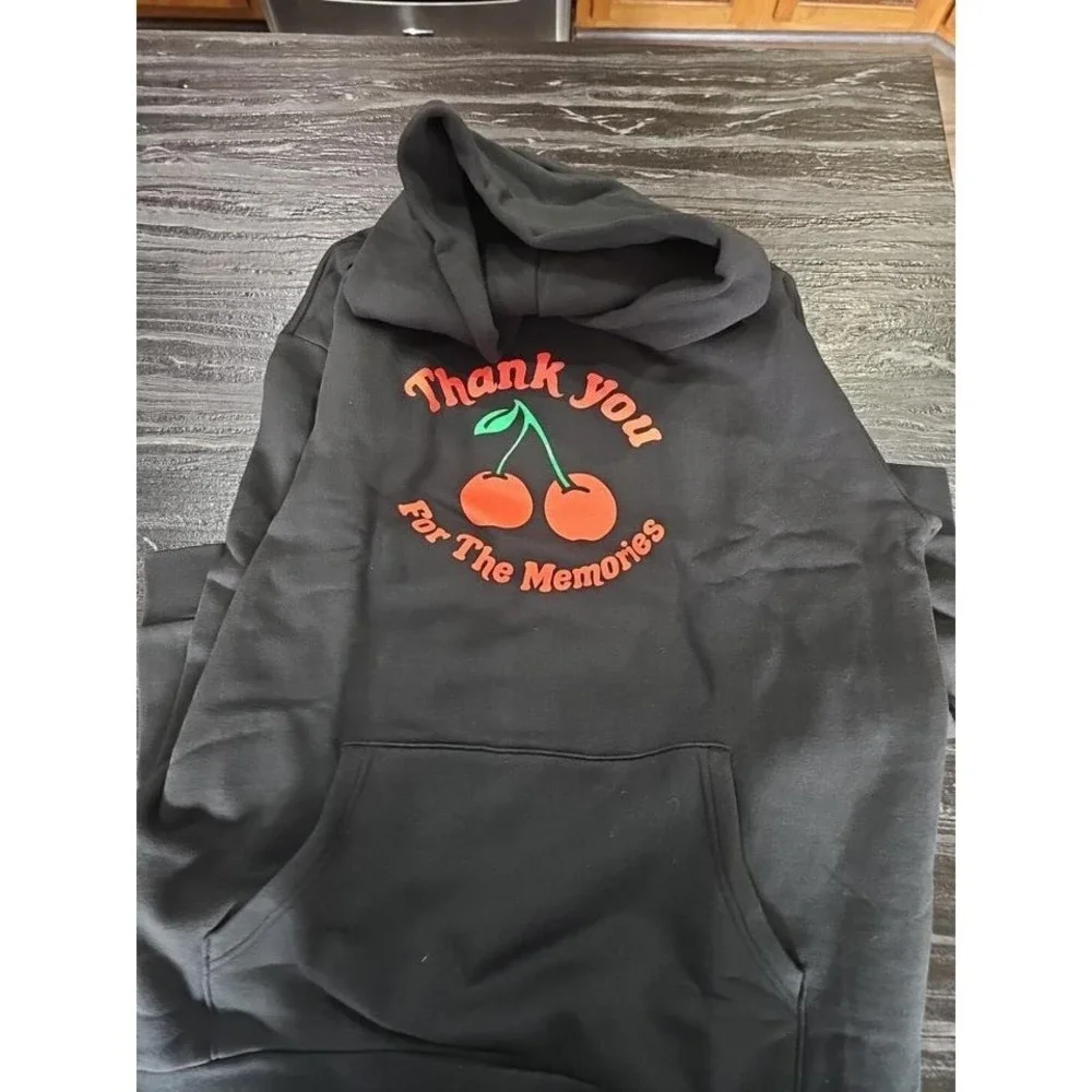 Market Thank You For The Memories Hooded Sweatshirt‎